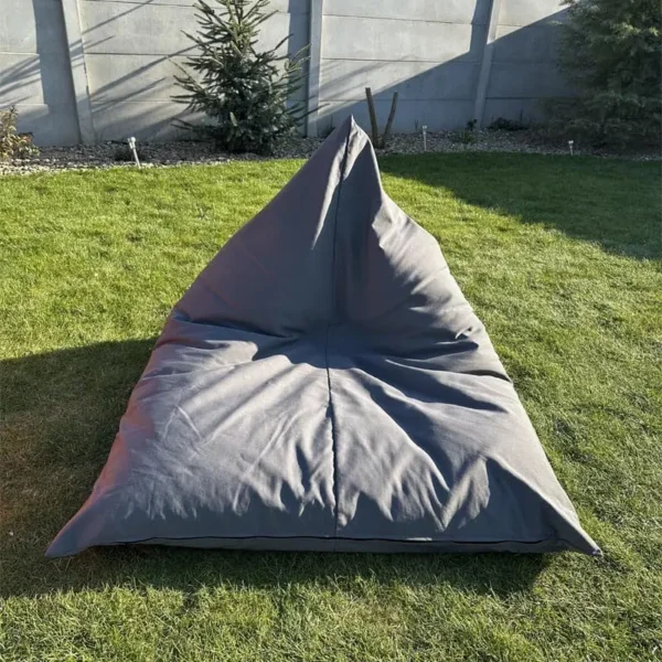 pohodlne sdenie na party